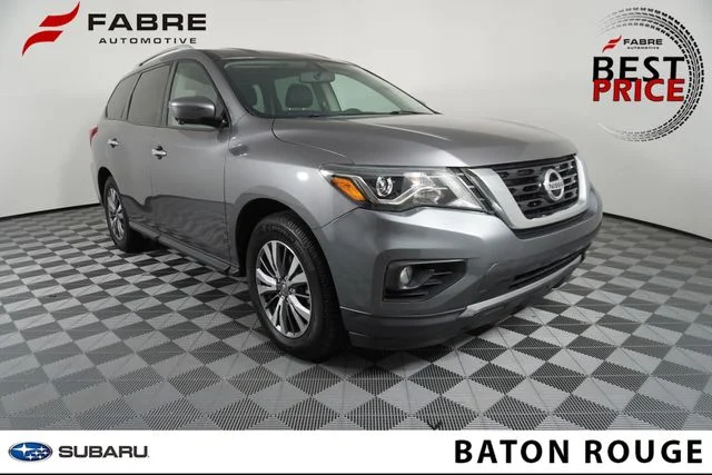 2019 Nissan Pathfinder SL FWD photo