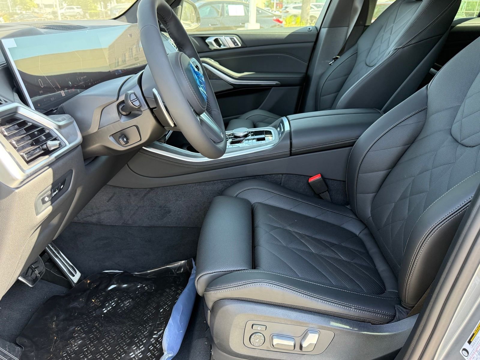 New 2026 Skyscraper Grey Metallic BMW sDrive40i image 18