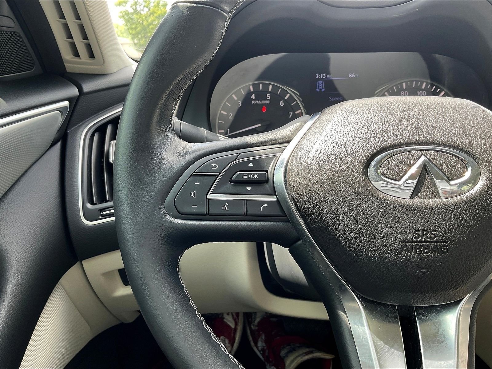 Used 2021 Black INFINITI 3.0t LUXE image 13