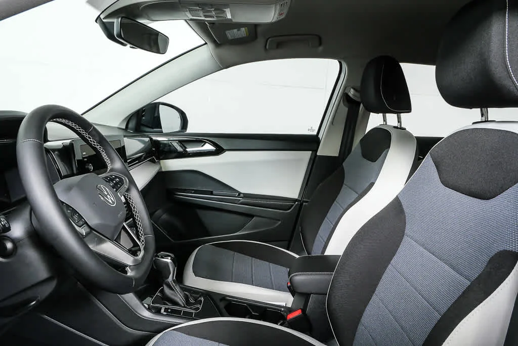 New 2026 Pure White Volkswagen S image 6