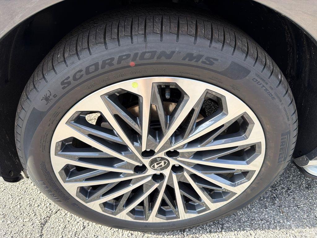 New 2026 Gray Hyundai Calligraphy FWD image 11