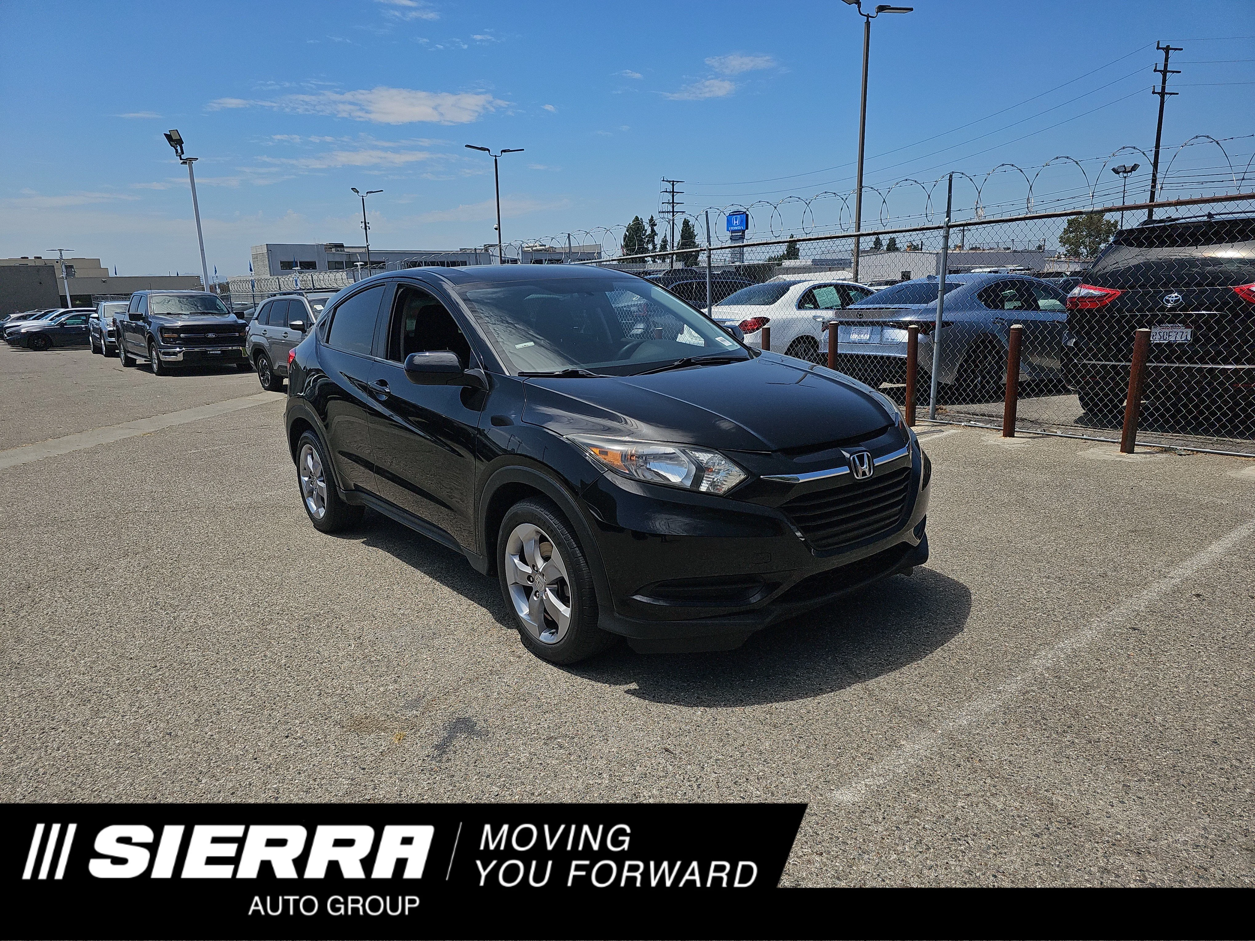 Used 2018  Honda LX image 1