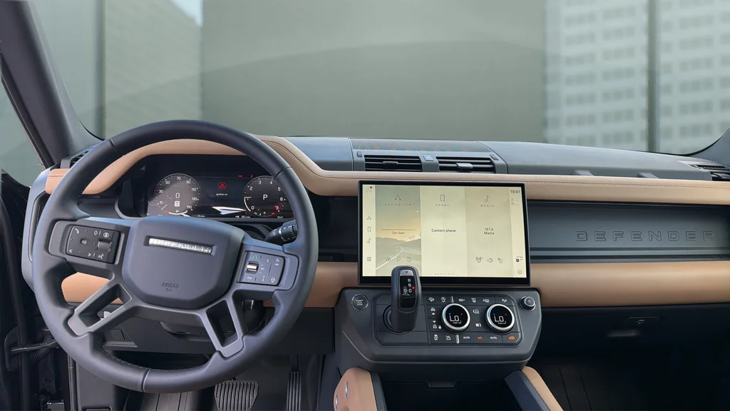 New 2026 Black Land Rover X-Dynamic SE image 19