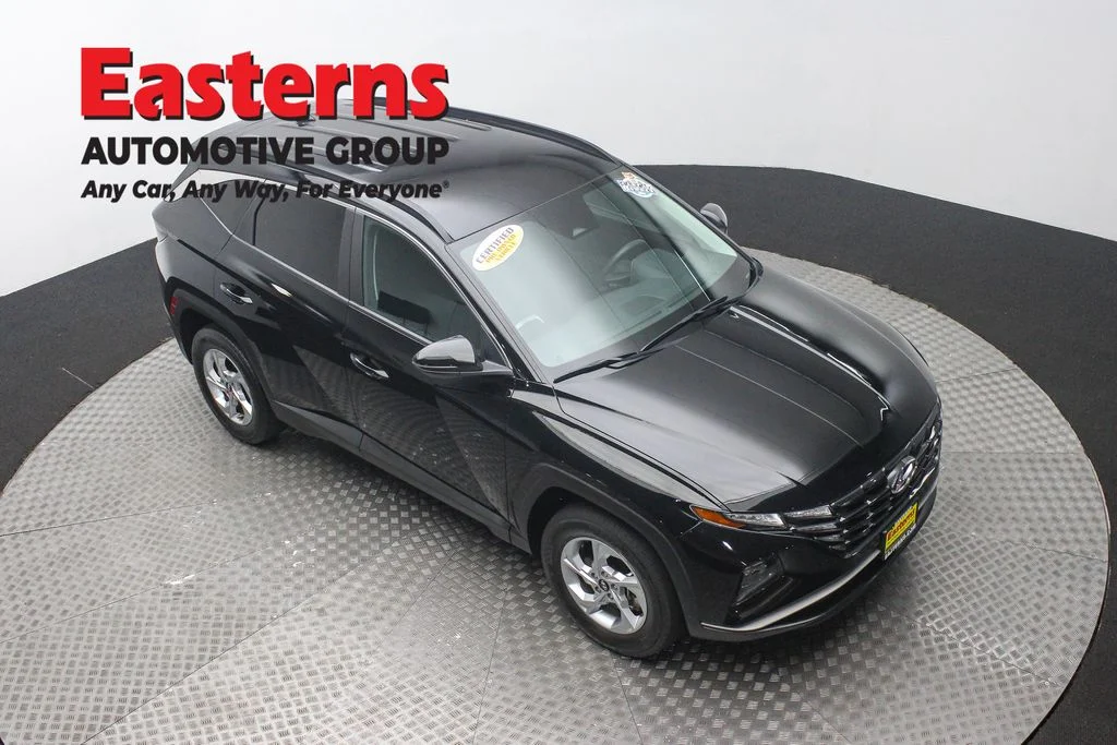 Used 2022 Black Hyundai SEL image 3