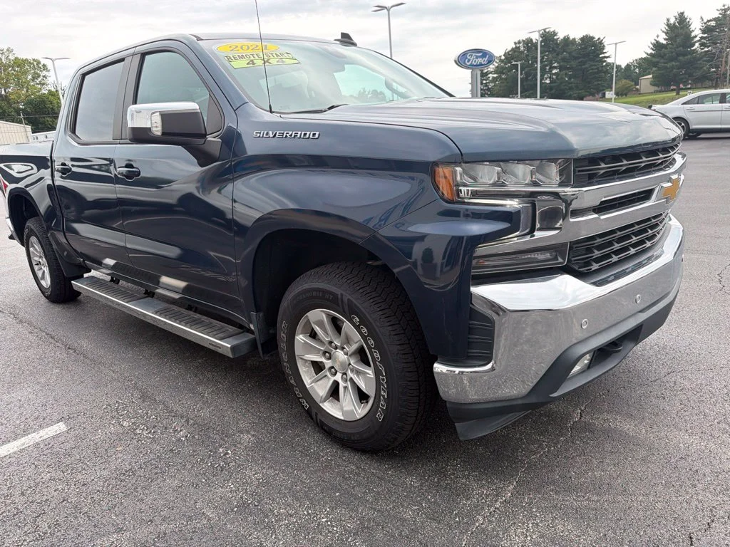 Used 2021 Northsky Blue Metallic Chevrolet LT image 7