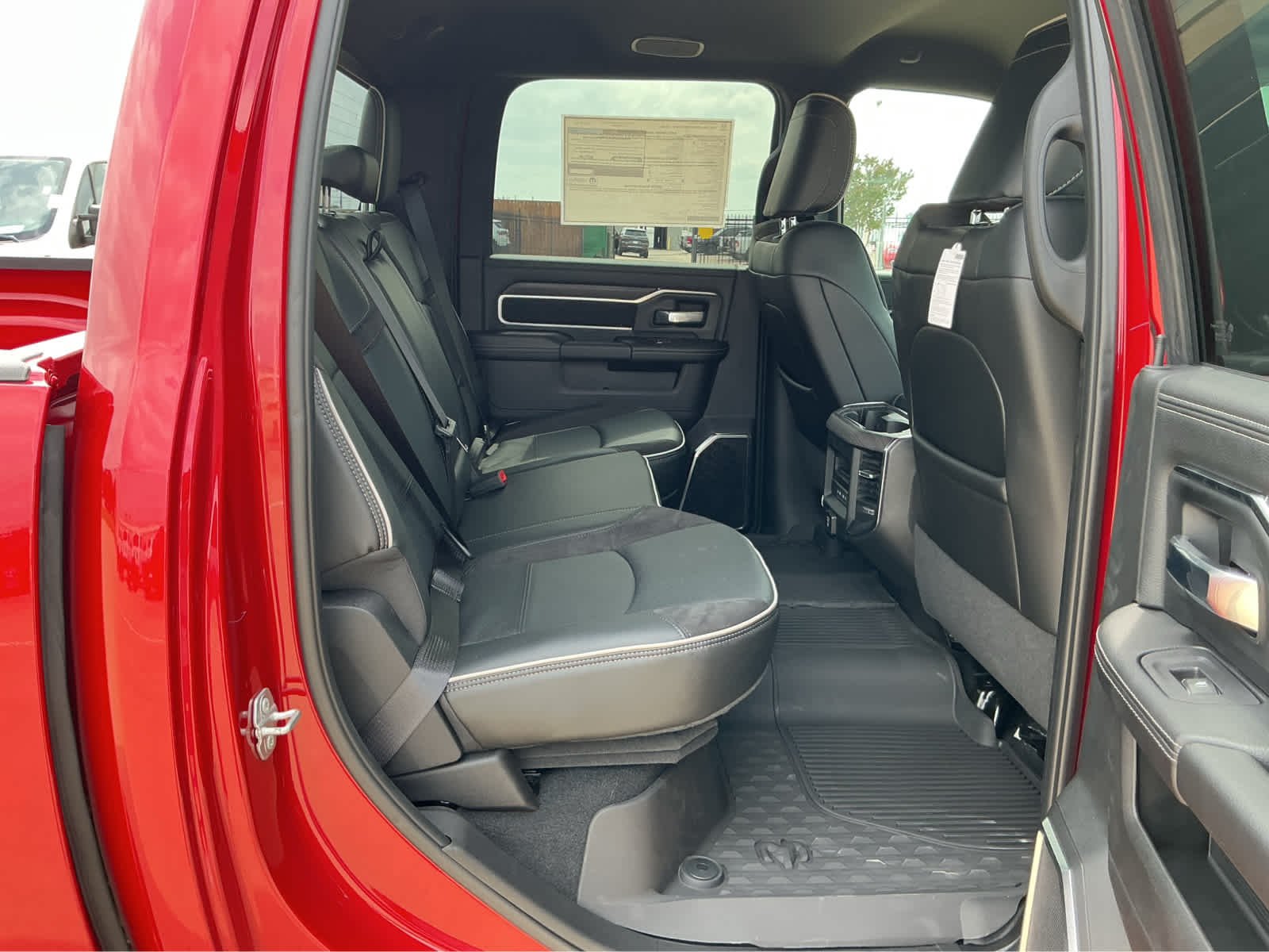 New 2026 Molten Red Pearl-Coat Exterior Paint RAM Laramie image 21