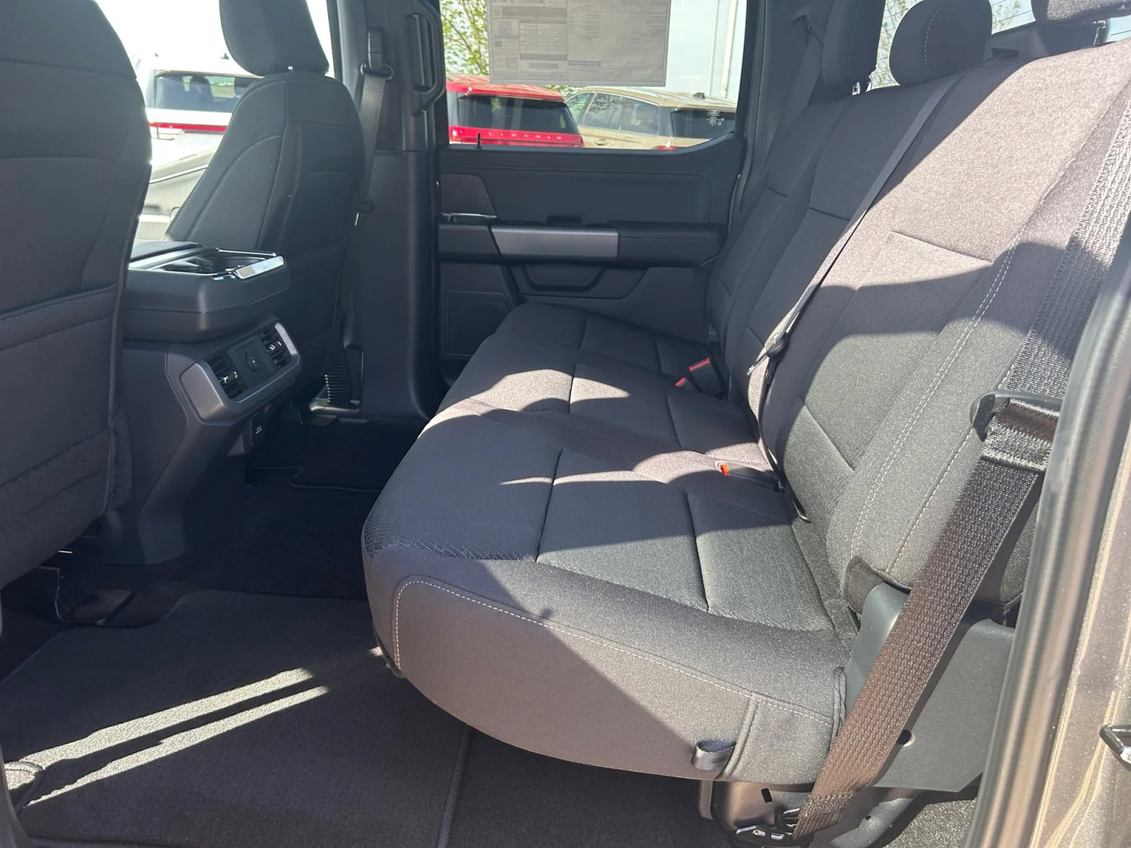New 2026 Carbonized Grey Metallic Ford XLT image 18