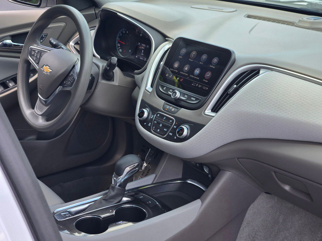 2025 Chevrolet Malibu 1LT - Photo 10