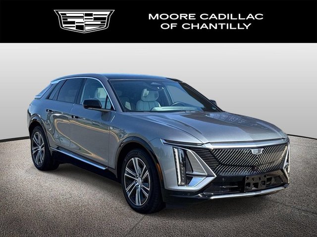 2024 Cadillac LYRIQ Luxury 2