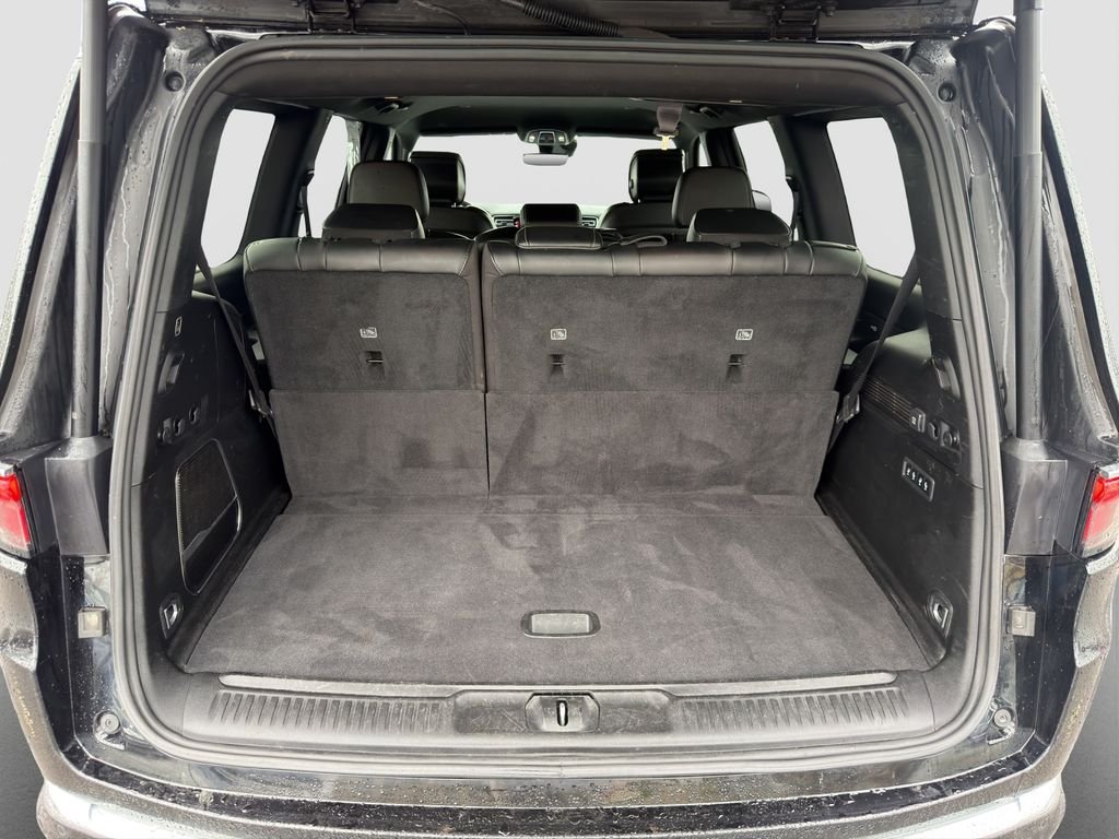 Used 2023 Black Jeep Series III image 31