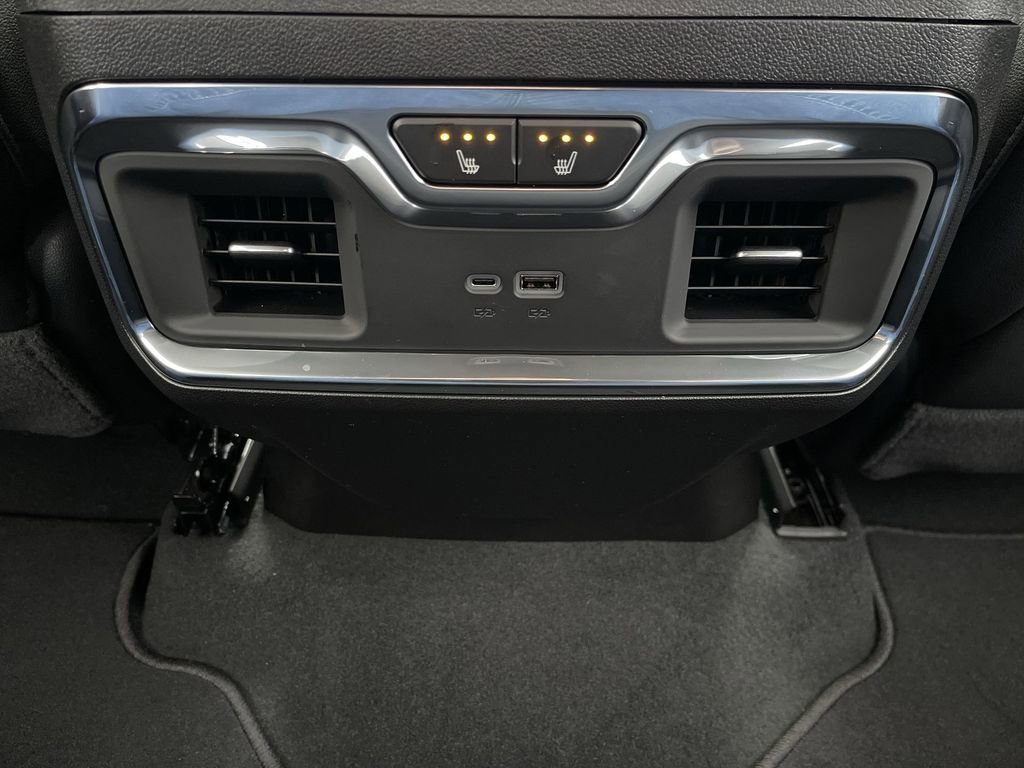 2026 GMC Sierra 1500 SLT - Photo 22