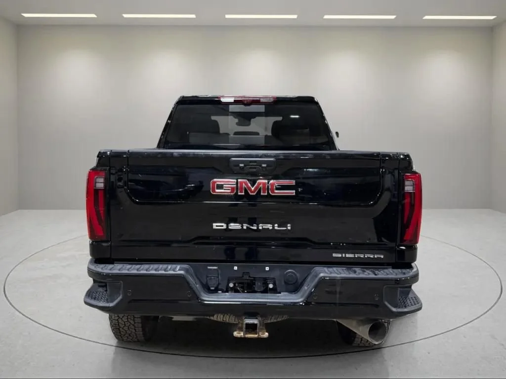 Certified Used 2024 Onyx Black GMC Denali image 5