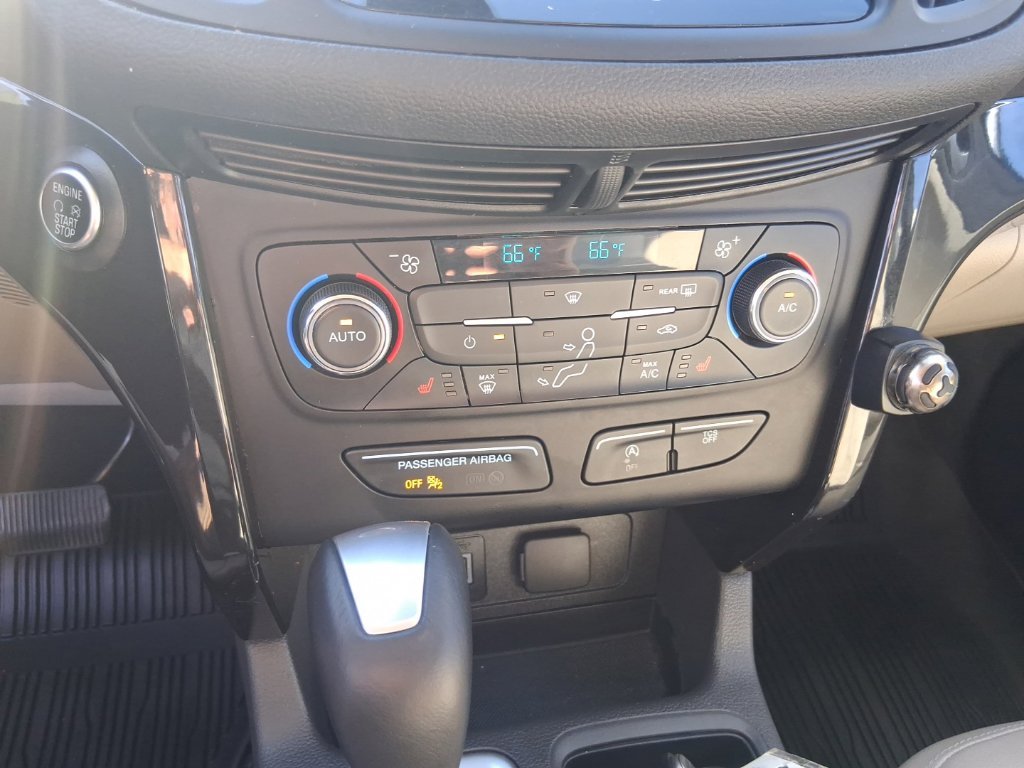 Used 2017 Blue Ford Titanium image 12