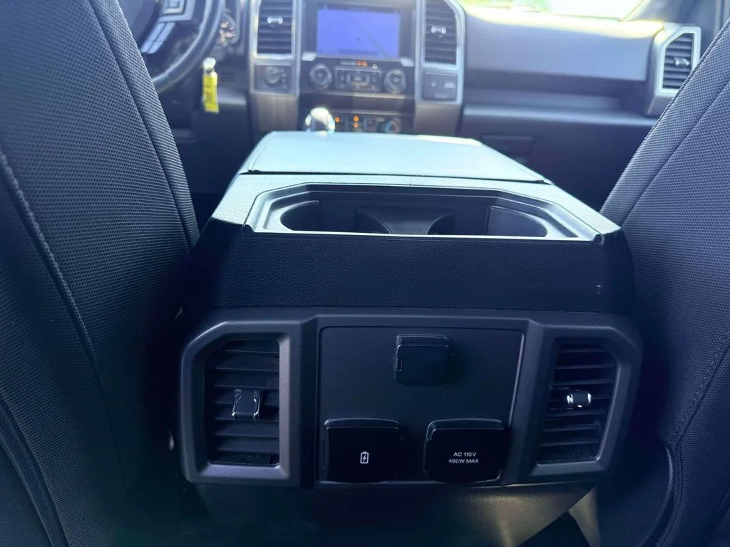 Used 2019 Black Ford XLT image 10