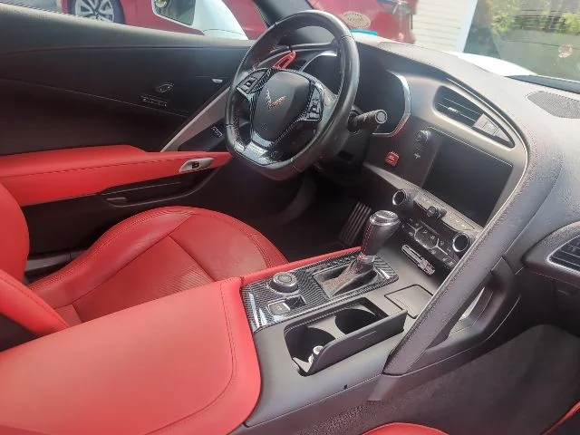 Used 2017 White Chevrolet Grand Sport image 19