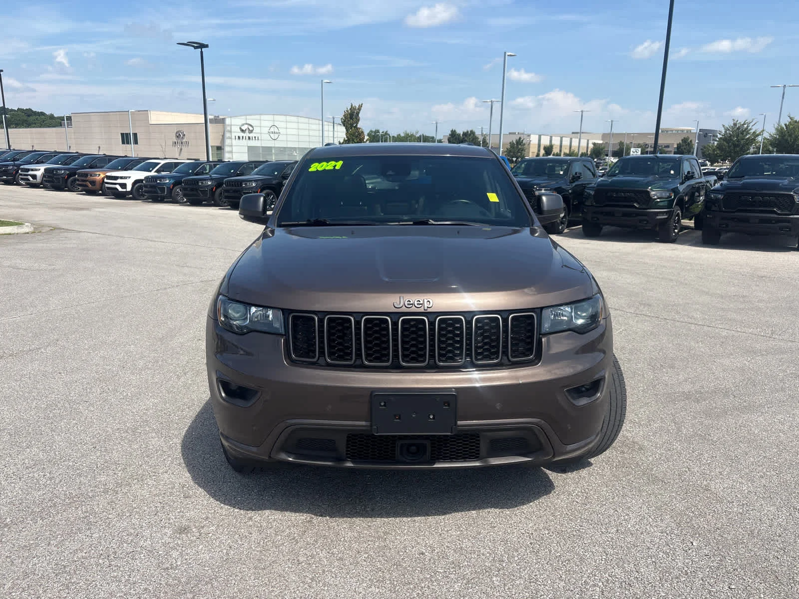 Used 2021 Walnut Brown Metallic Clearcoat Jeep 80th Anniversary image 4