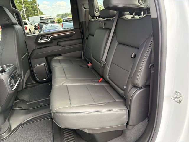 2026 GMC Sierra 3500HD Denali - Photo 17