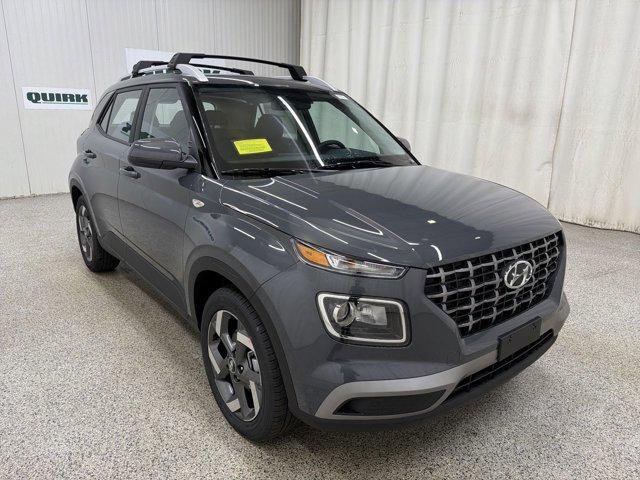 2026 Hyundai Venue SEL w/ 2-Tone Roof IVT's photo