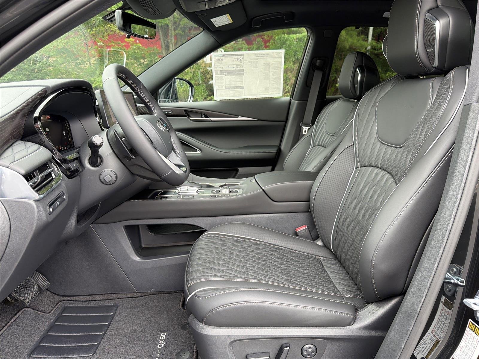 New 2027 MINERAL BLACK INFINITI Autograph AWD image 19