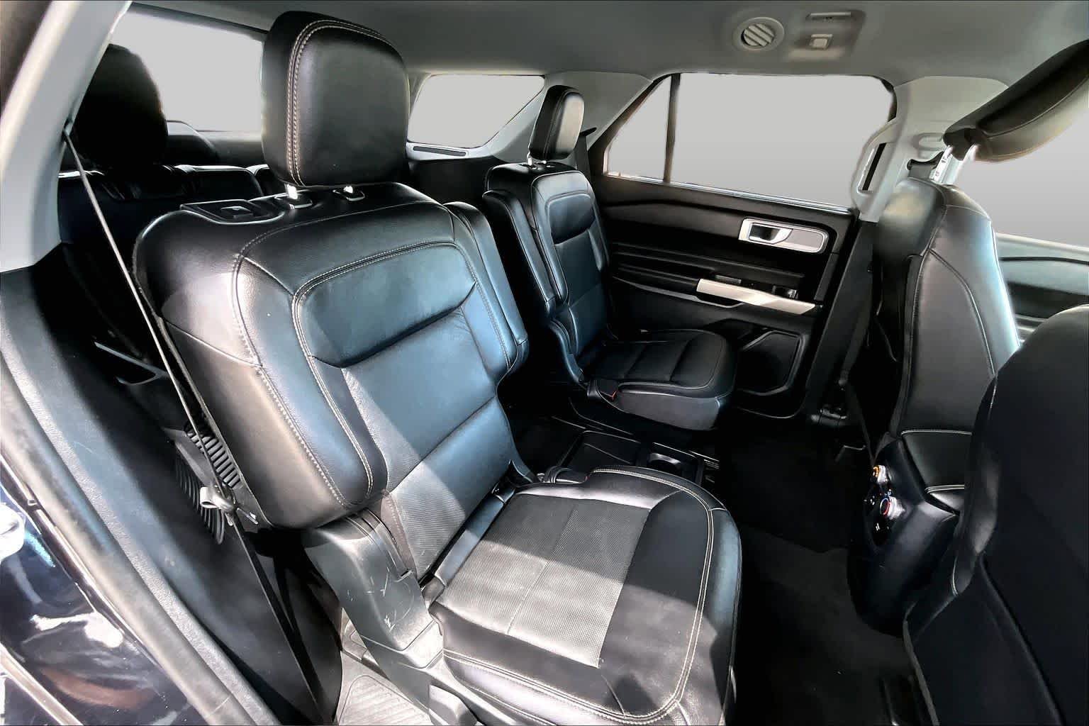 Used 2021 Agate Black Metallic Ford Limited image 20