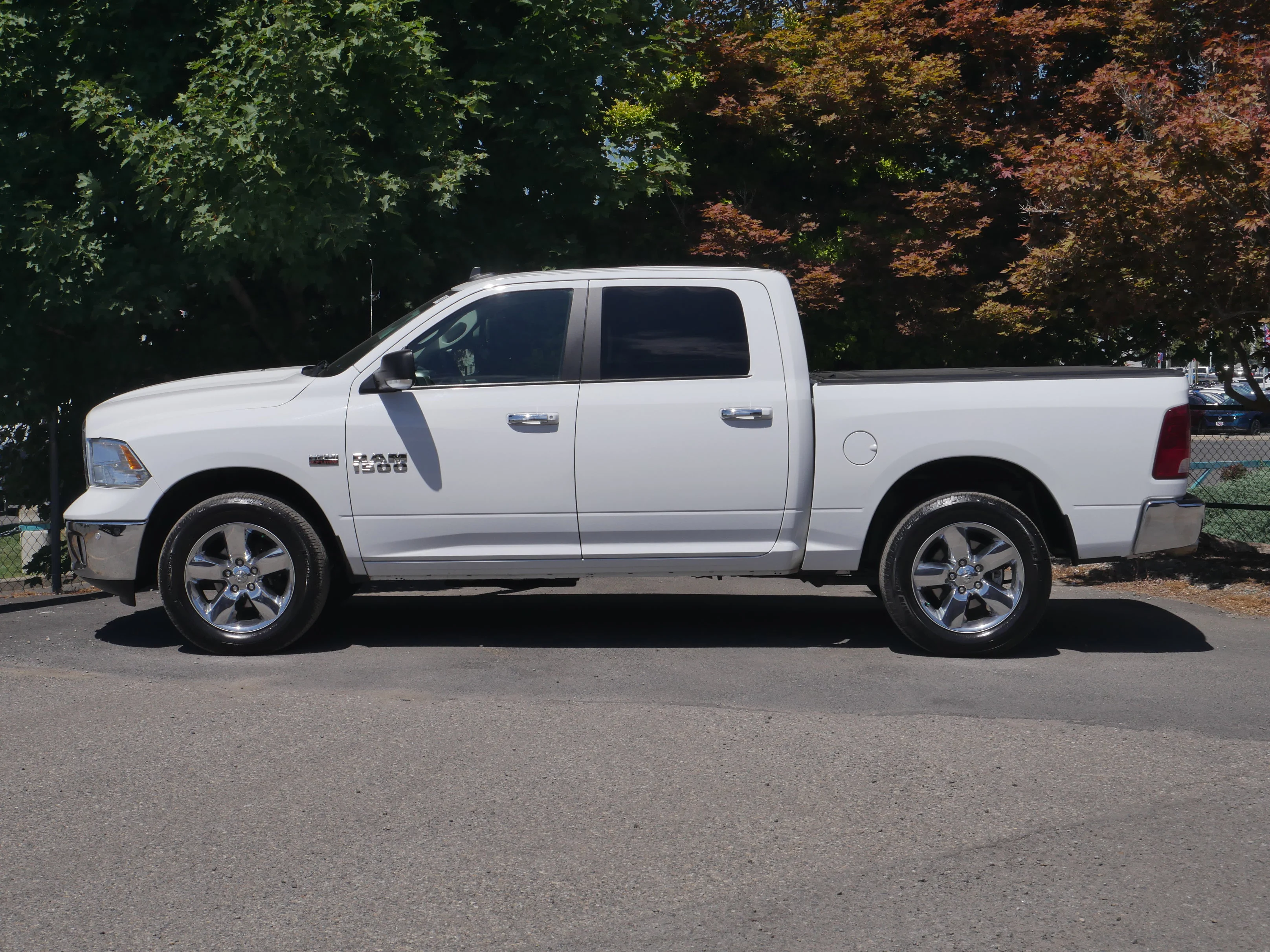 Used 2016 Pearl White Ram Big Horn image 14