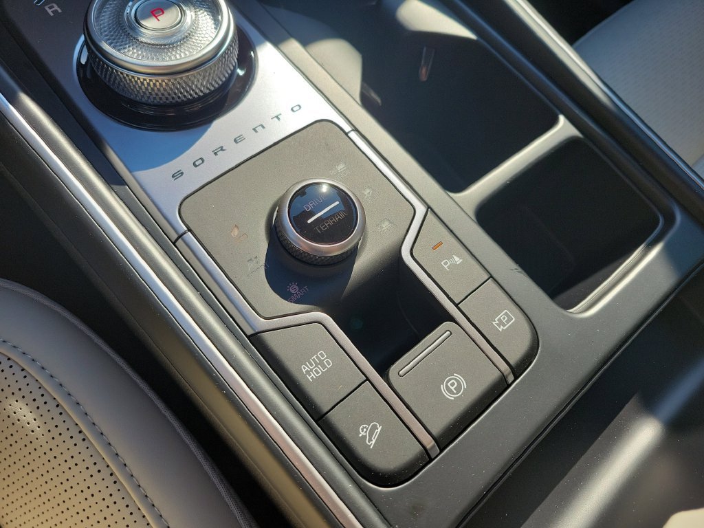 New 2026 Interstellar Gray Kia EX image 38