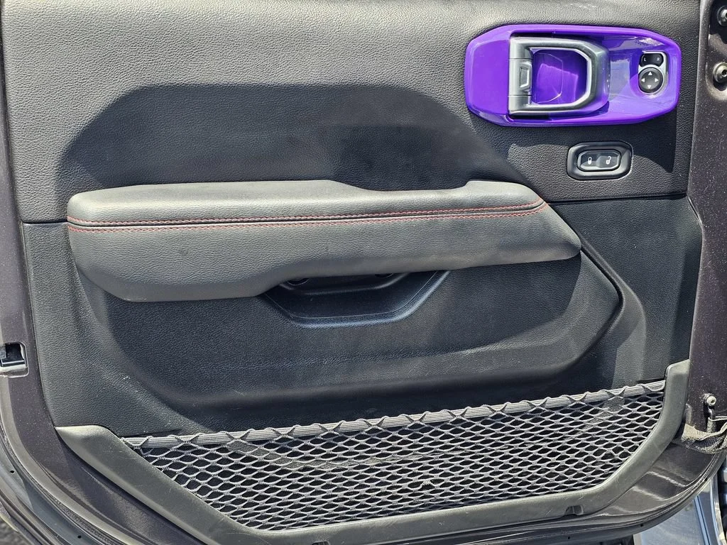 Used 2020 Granite Crystal Jeep Rubicon image 16
