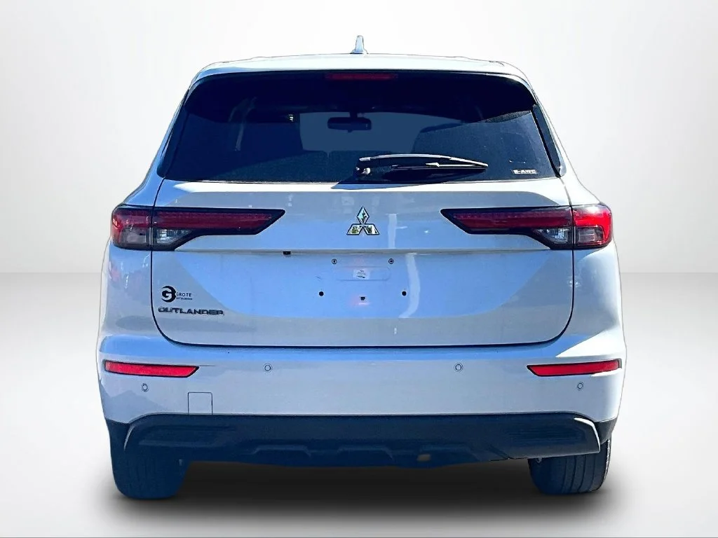 Used 2022 Gray Mitsubishi ES image 5