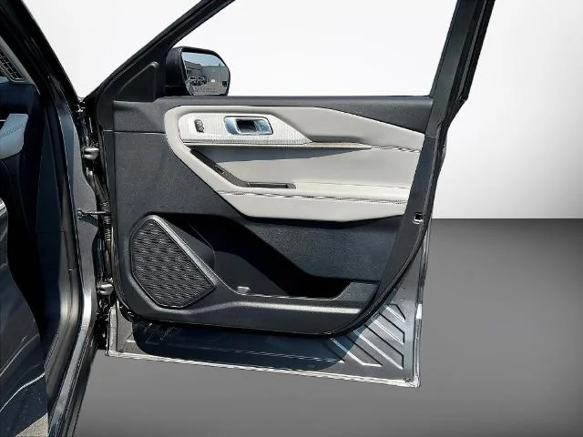 New 2026 Carbonized Gray Metallic Ford Active image 67