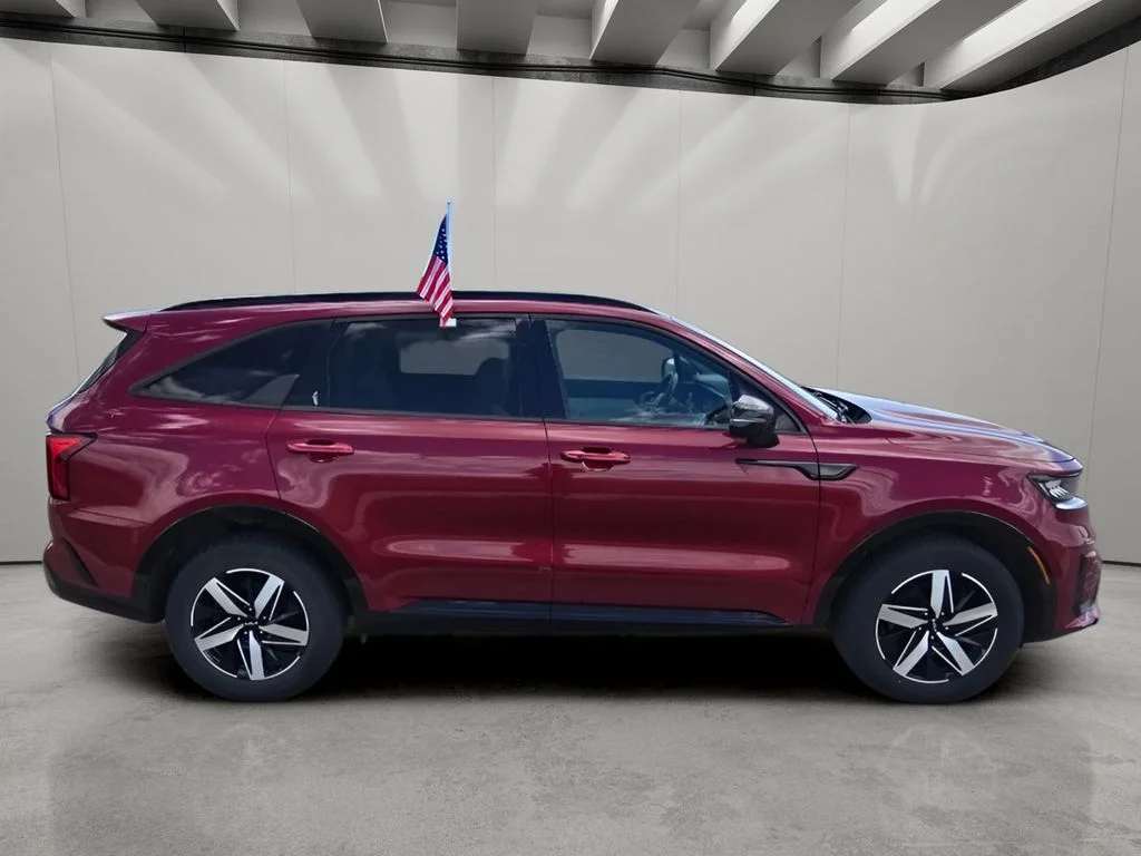 Used 2022 Passion Red Tintcoat Kia EX image 6