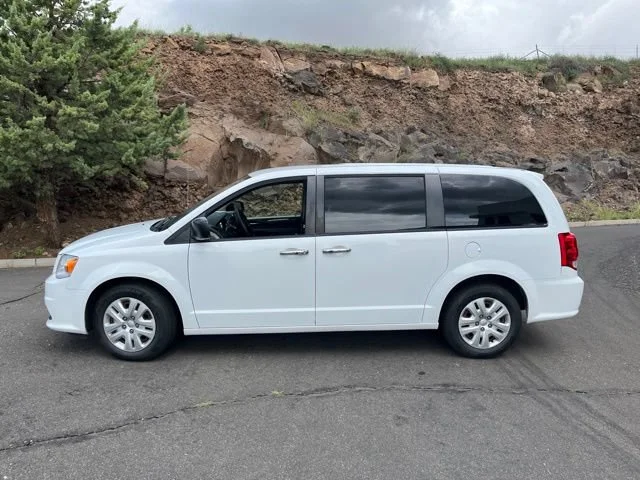 Used 2019 White Knuckle Clearcoat Dodge SE image 12