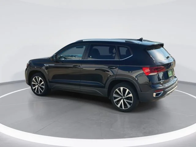 Used 2022  Volkswagen 1.5T SE image 7