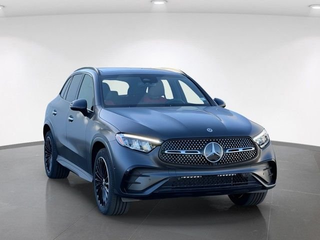 New 2026 MANUFAKTUR exclusive graphite grey magno Mercedes-Benz GLC 300 image 4