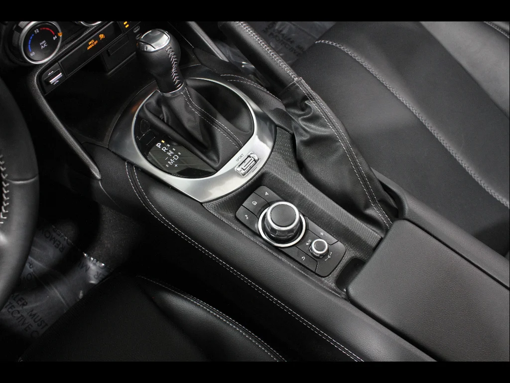 Certified Used 2025 Jet Black Mica Mazda Grand Touring image 16