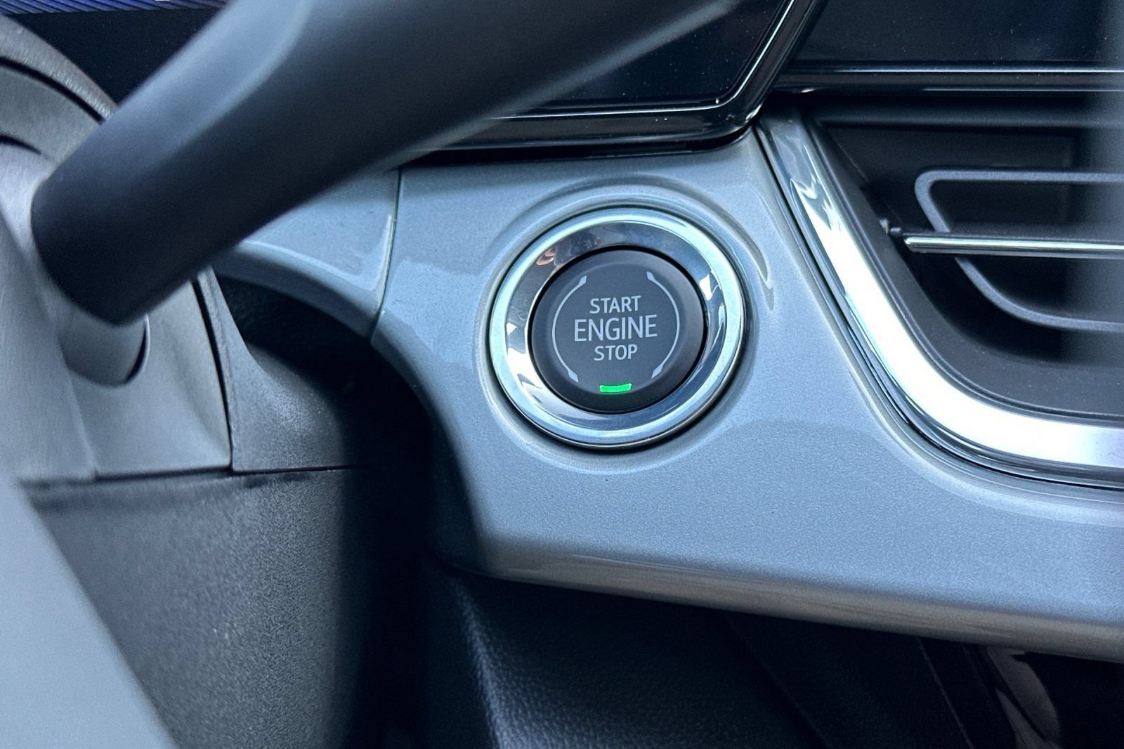 New 2026 Mosaic Black Metallic Chevrolet LT image 22