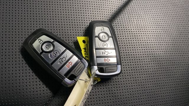 Used 2024 Oxford White Ford Lariat image 49