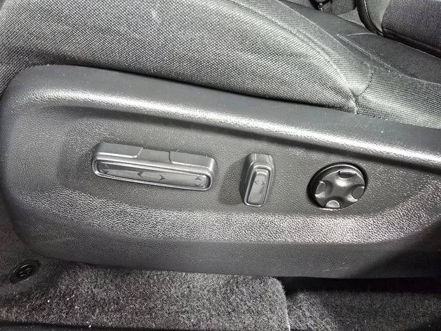 Used 2020 Blue Honda EX image 16