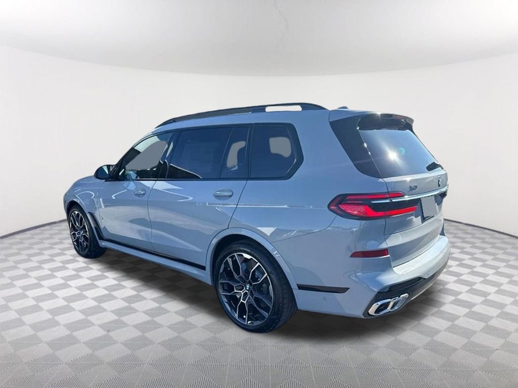2026 BMW X7 M60i - Photo 7