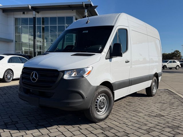 2026 Mercedes-Benz Sprinter 2500 Cargo 144 WB