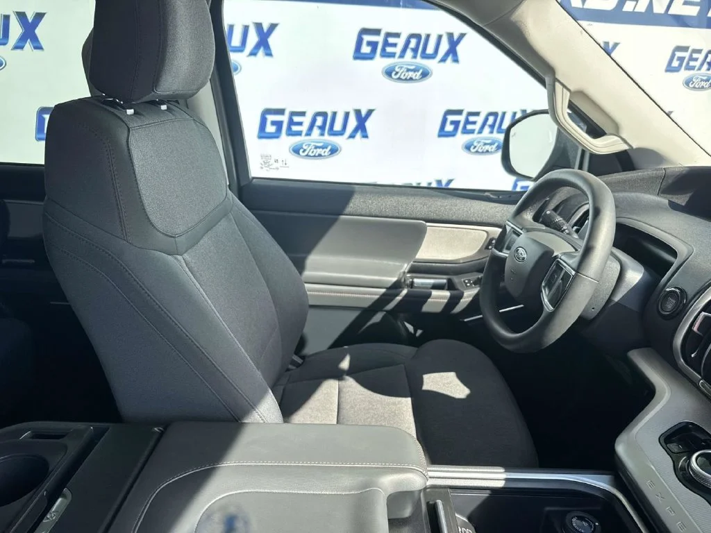 Used 2025 Black Ford Active image 20