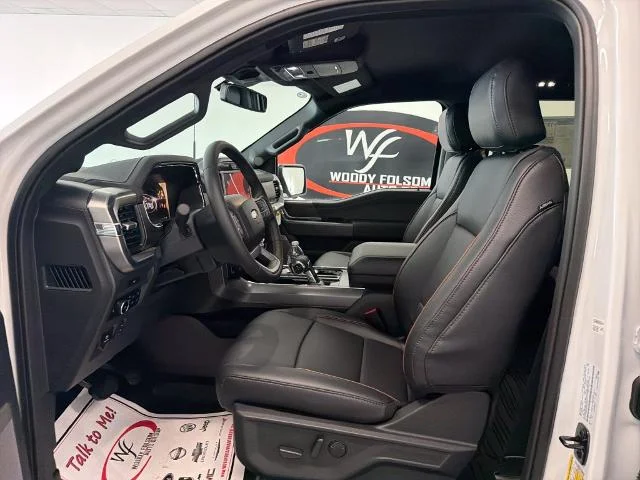 New 2026 Oxford White Ford Lariat® image 27