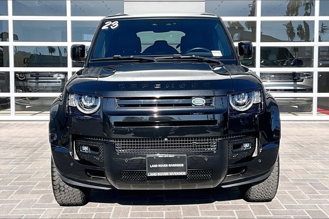 2023 Land Rover Defender 110 X-Dynamic SE