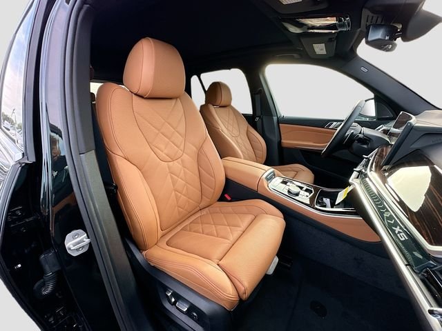New 2026 Black BMW sDrive40i image 21
