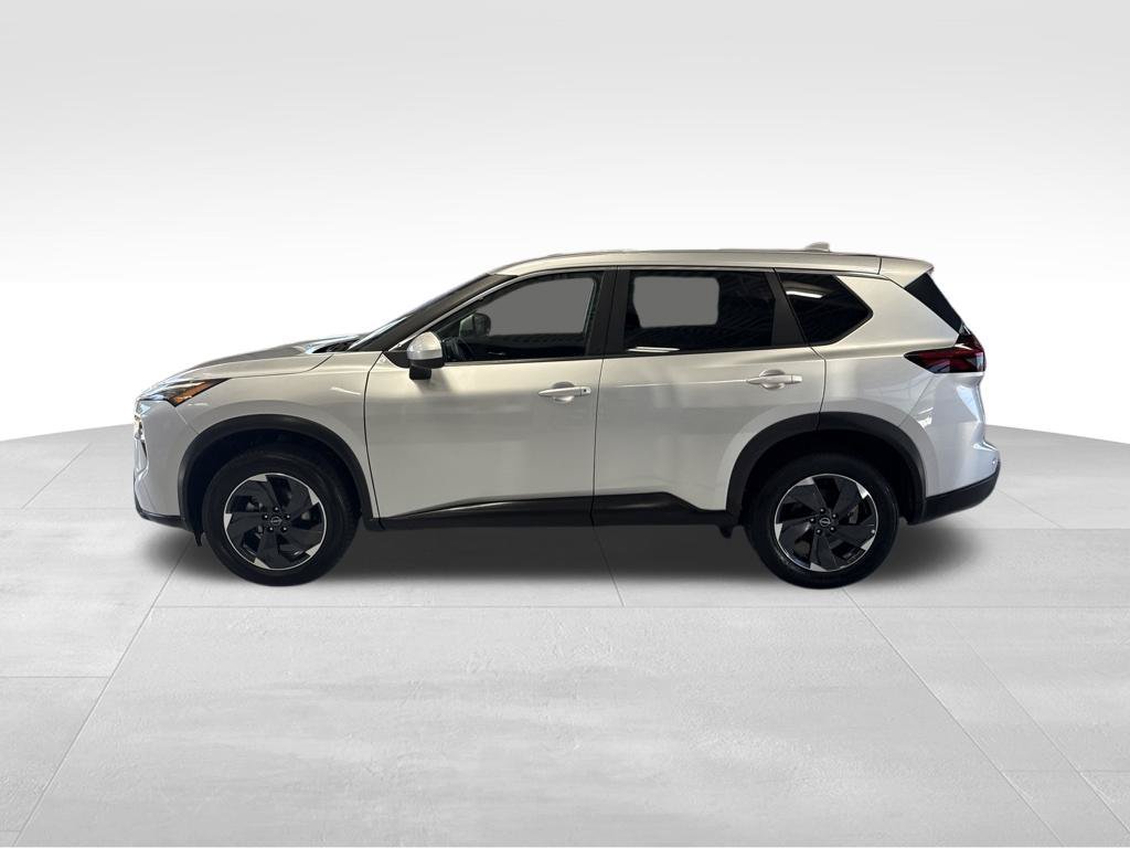 Used 2024 Silver Nissan SV image 3