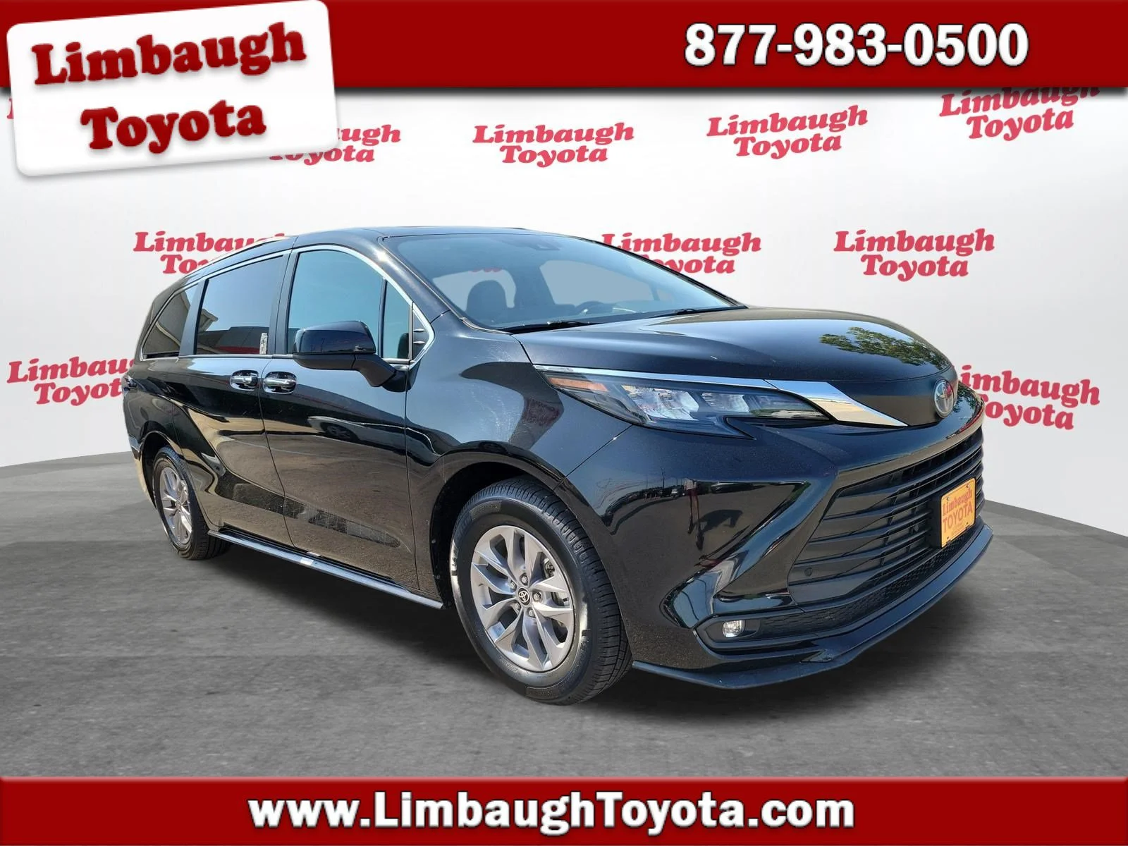 2025 Toyota Sienna XLE near Birmingham Alabama