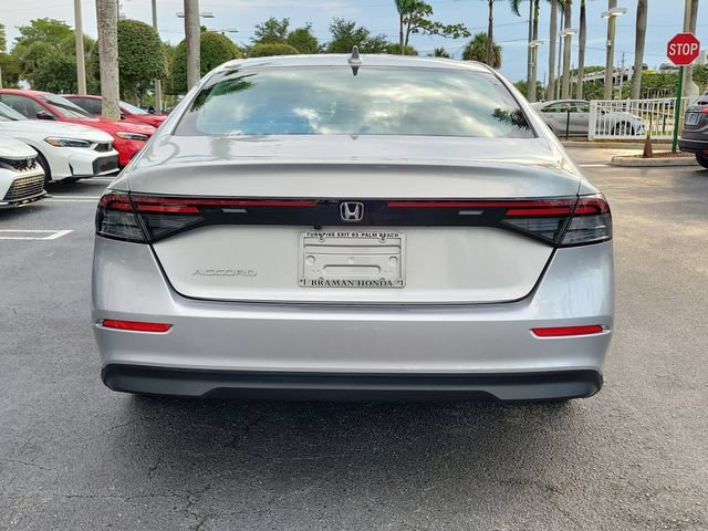 Certified Used 2024 Solar Silver Metallic Honda 1.5T LX image 5