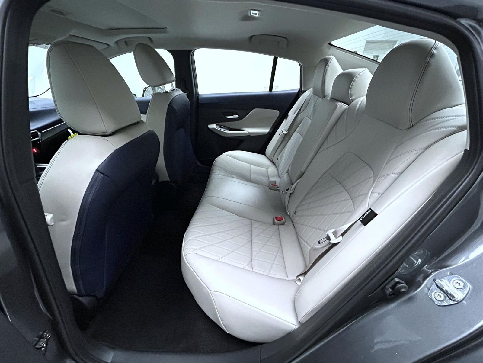 2026 Nissan Sentra SL - Photo 11