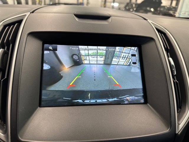 Used 2015  Ford SEL image 26