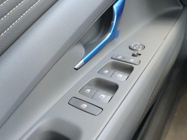 2025 Hyundai Elantra SEL - Photo 21