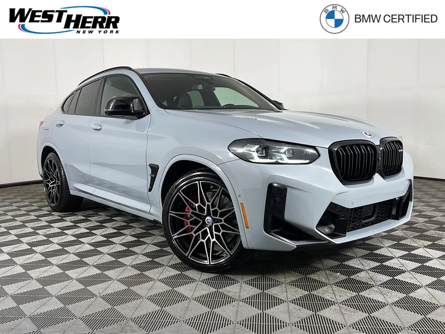 2023 BMW X4 M -'s photo